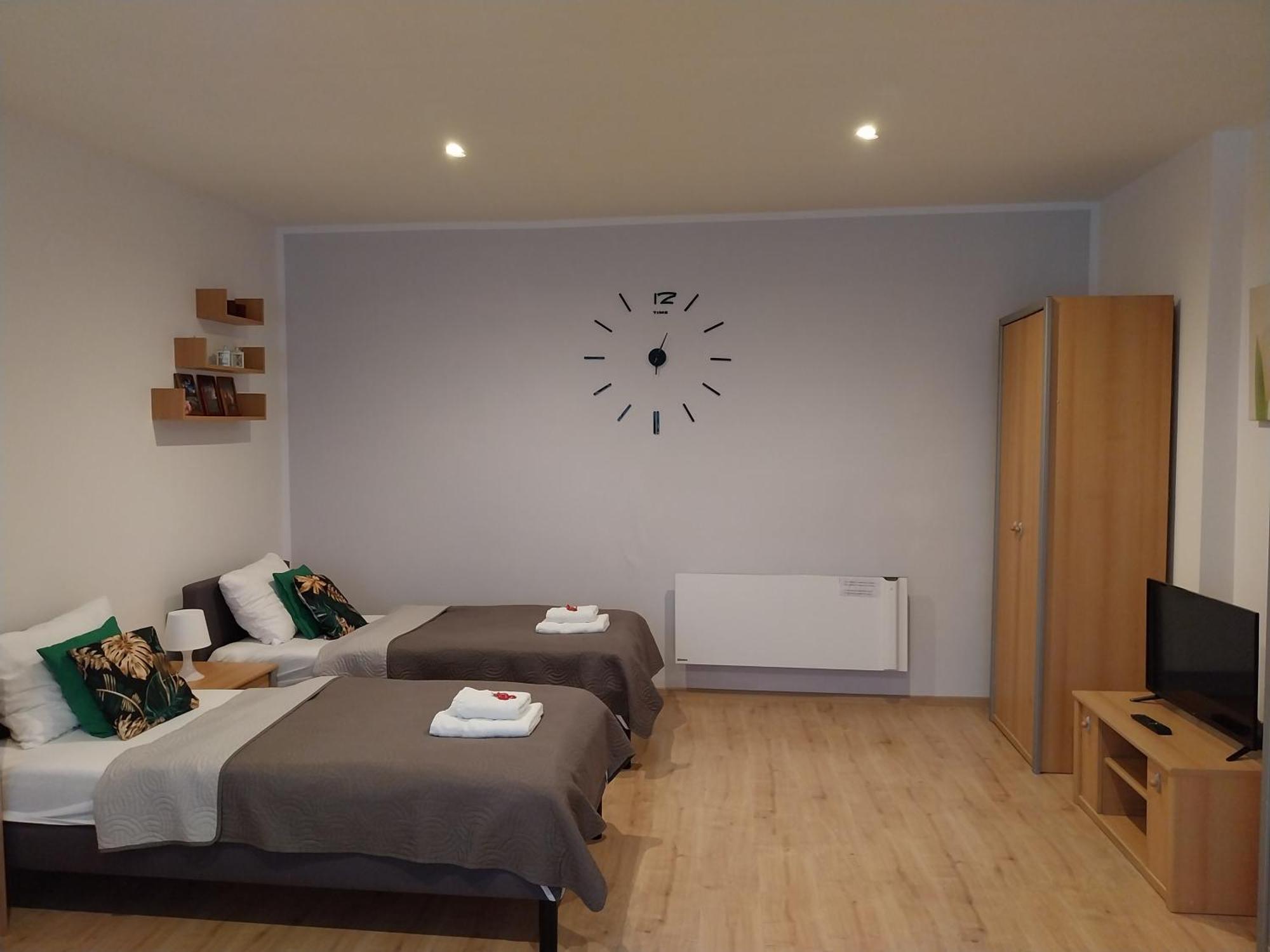 Apartament Srodmiescie แชมิตช์ ภายนอก รูปภาพ